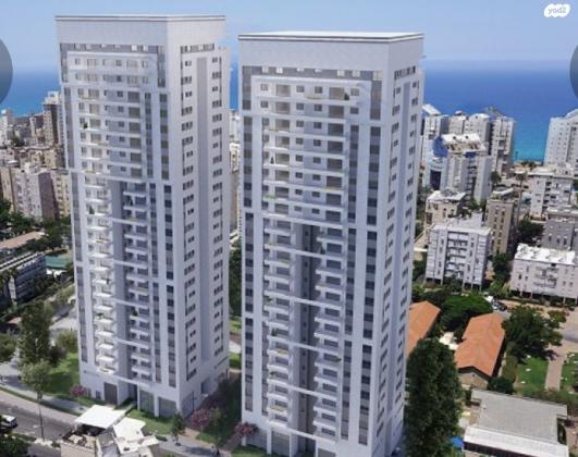 הרב קוק 56 (מרכז העיר)