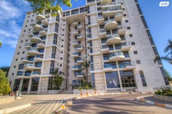 ורדיה 8 (ורדיה)