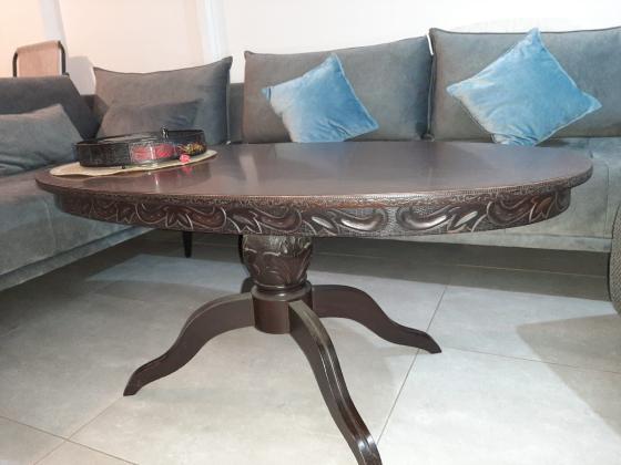 שולחן סלון בסגנון עתיק בצורת אליפסה