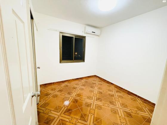 אבא אחימאיר 9 (קריית מנחם בגין)