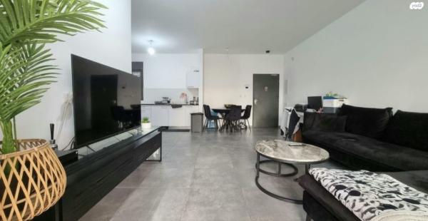 זטלר 10 (השכונה הירוקה)