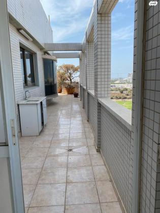 הפרדס הראשון 1 (כצנלסון)