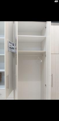 ארון שנקנה לפני כ 7