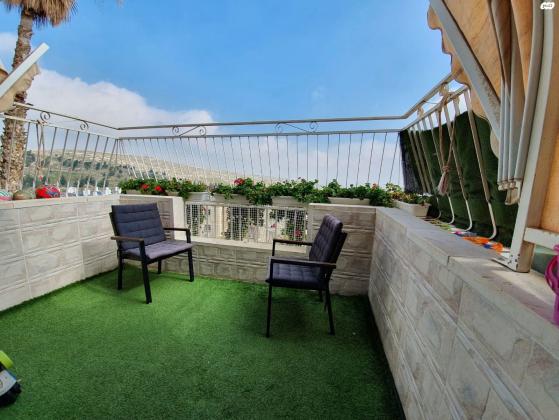 נחום שאדיקר 7 (נוה יעקב)