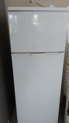 מקרר זוגות צעירים , במצב