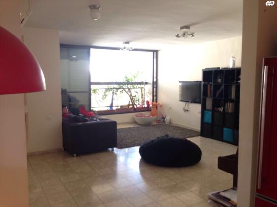 שאול אביגור 6 (אזורי חן)