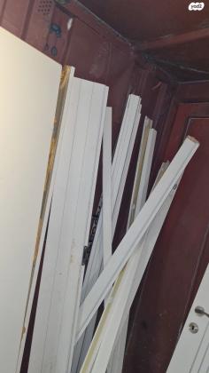 דלת פנים מסוג nova, יש