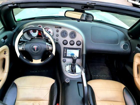 פונטיאק סולסטיס (2009)