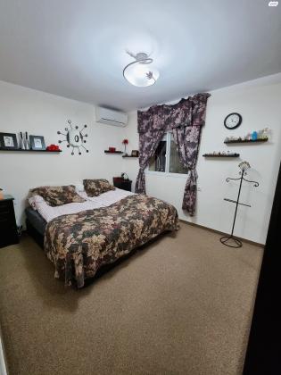 נחום שאדיקר 7 (נוה יעקב)