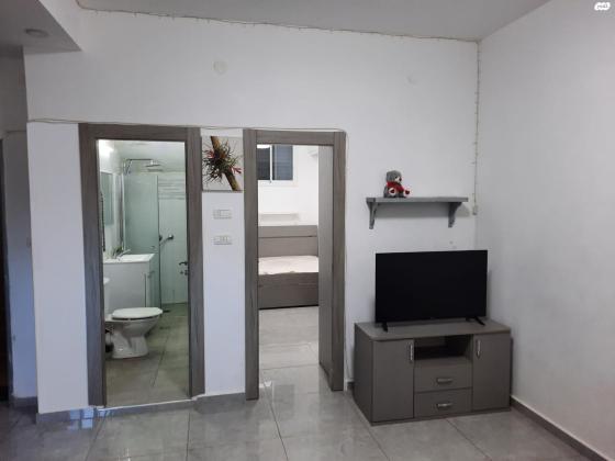 השומר 27 (קיבוץ גלויות)