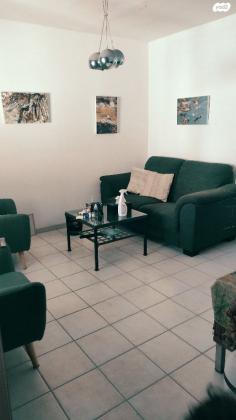 א.ד. גורדון 9 (קרית אונו הותיקה)