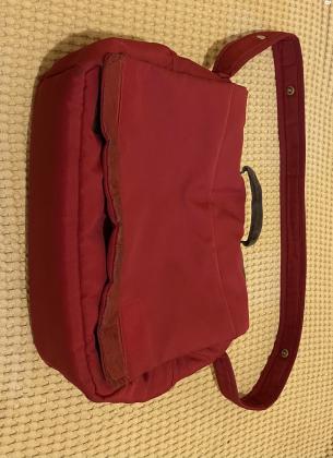 עגלה של חברת CAM הכוללת,