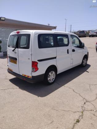 ניסאן NV200 (2017)