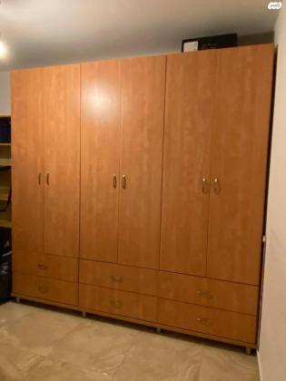 ארון 6 דלתות ו