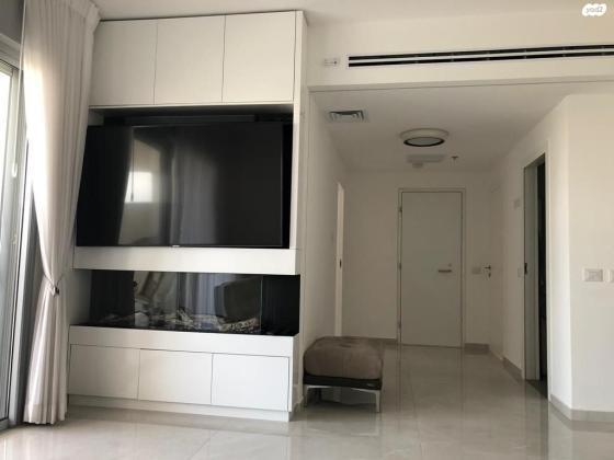 מרדכי בנטוב 10 (תל כביר)