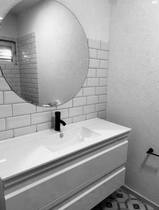 דבורה הנביאה 19 (גני צהלה)