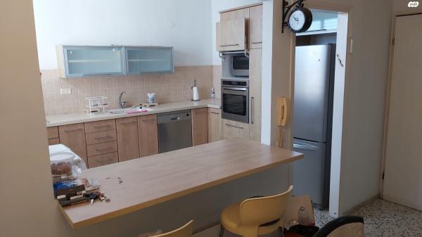 היבנר 48 (כפר גנים א)