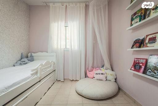 המעפילים 7 (גבעת נשר)