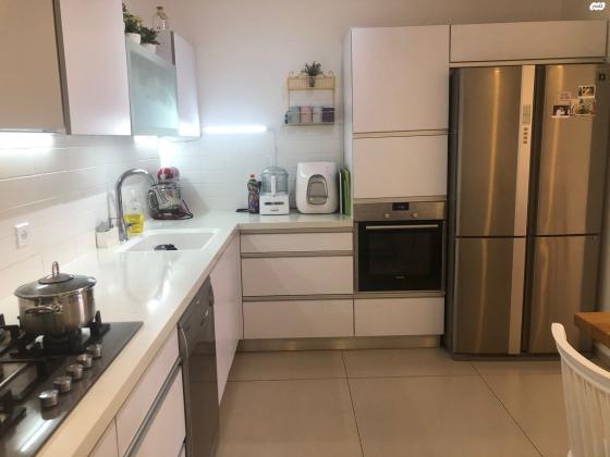 הרב שלום שבזי 171 (פסגות אפק)