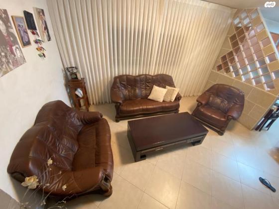 סלון איטלקי מעור אמיתי ובשילוב עץ