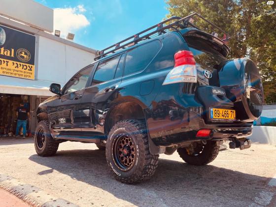 טויוטה לנד קרוזר ארוך (2010)