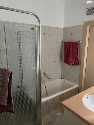 ארלוזורוב 23