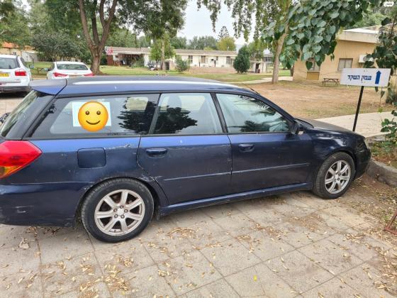 סובארו B4 (2005)