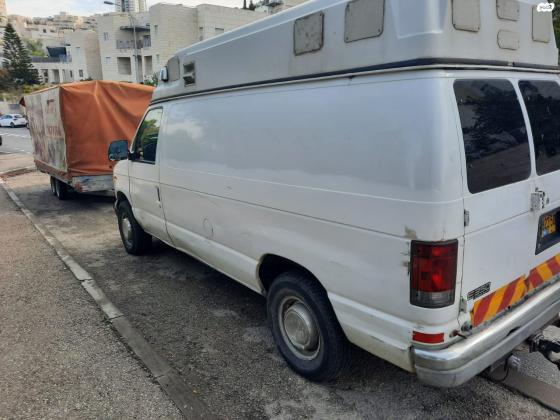 פורד אקונוליין קצר (2002)