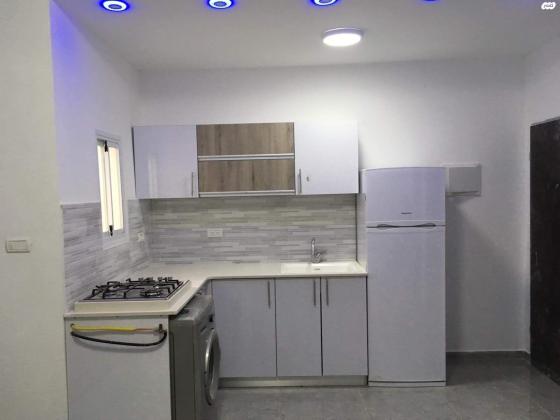 השומר 27 (קיבוץ גלויות)