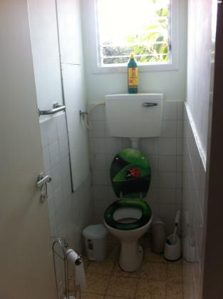 מעפילי אגוז 86 (נוה חן)