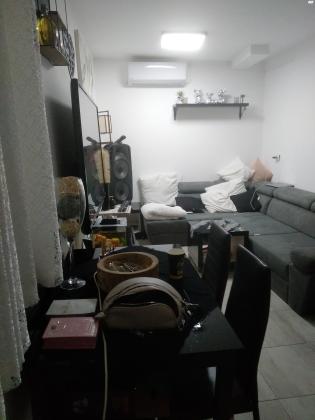 מנחם וטוביה מדמון 44 (נוה ברבור)