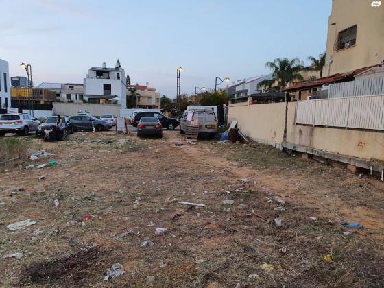 מרום גולן 49 (נווה דקלים)