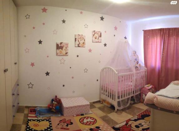 יהודה בורלא 22 (נווה אלון)