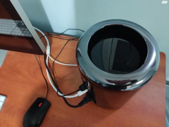 מק פרו עגול