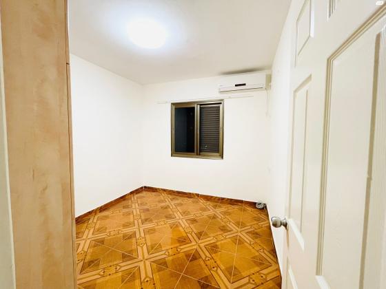 אבא אחימאיר 9 (קריית מנחם בגין)