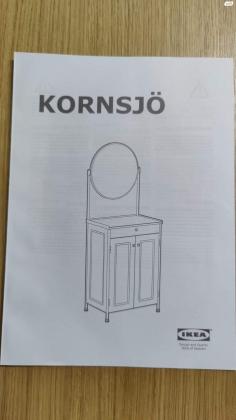 שידת איפור ואחסון של איקאה