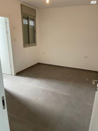 בקעת רימון 11 (האגמים)