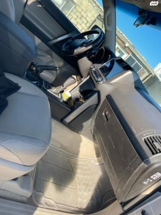 טויוטה לנד קרוזר ארוך (2012)