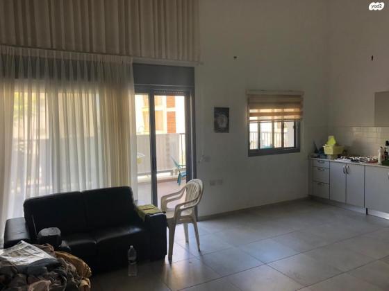 ישראל גלילי 12 (רמות)