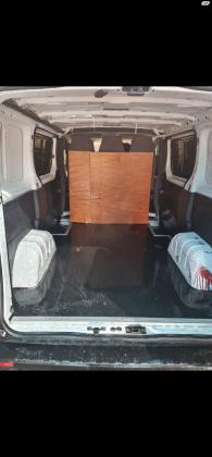 רנו טראפיק קצר (2016)