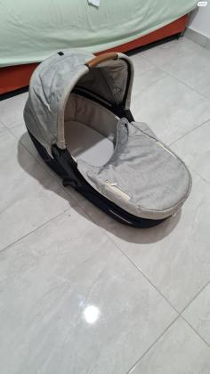 גמיש לרציניים עגלת mutsy igo כמו חדשה