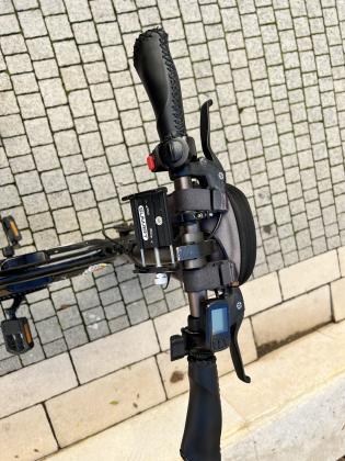 אופניים חשמליות מתקפלות קטנות עם