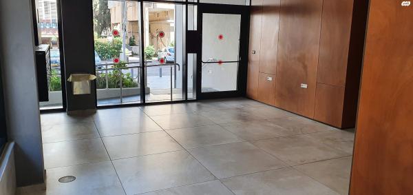 עציון 24 (יד לבנים)