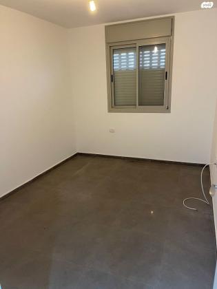 בקעת רימון 11 (האגמים)