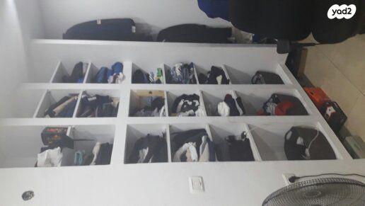 רב האי גאון 11 (נוה אחיעזר)