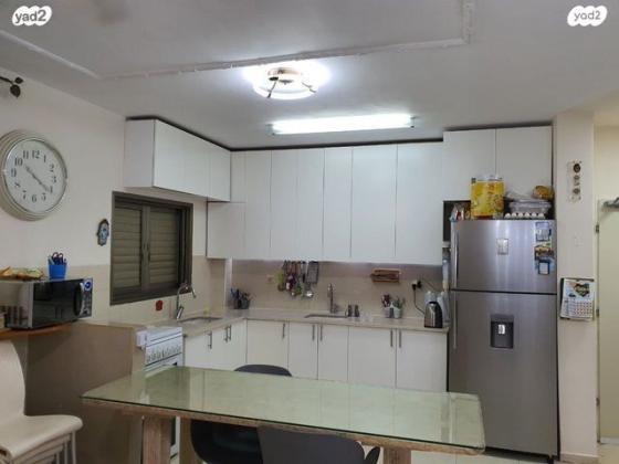 הרב שר 7 (גבעת רוקח)