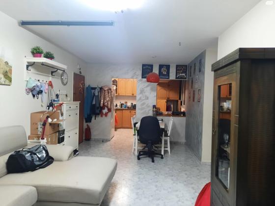 החצב 18 (שלום)