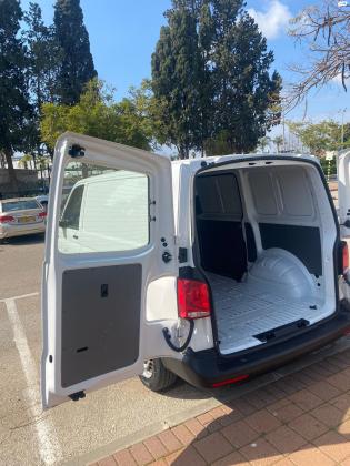 פולקסווגן טרנספורטר מסחרי/נוסעים (2021)