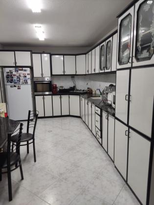 שדרות השושנים 34 (בן גוריון)