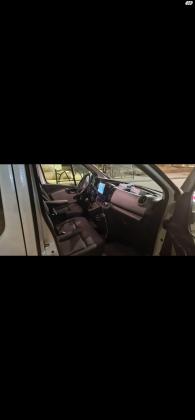 רנו טראפיק קצר (2016)